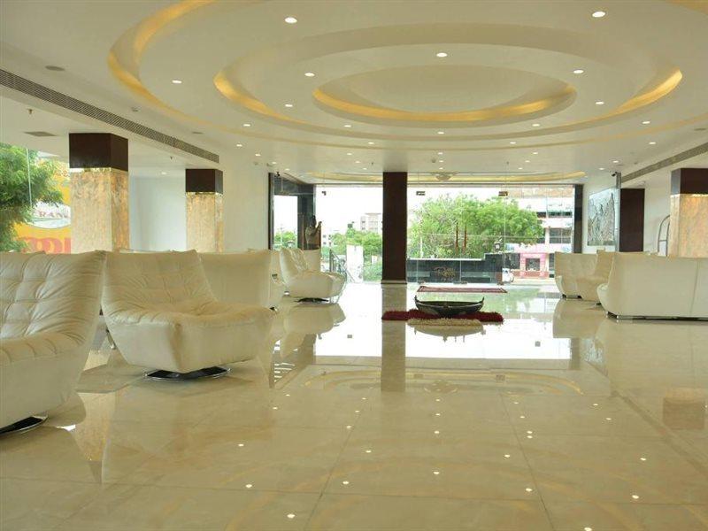 Hotel Palmyra Grand Suite - Тирунелвели Экстерьер фото