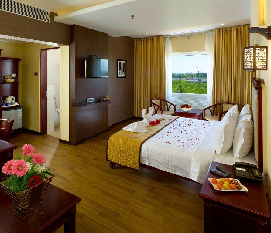 Hotel Palmyra Grand Suite - Тирунелвели Номер фото